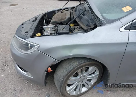 2015 Chrysler 200 Limited z USA, uszkodzony, nr VIN 1C3CCCAB9FN543448